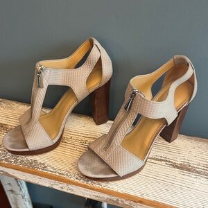 Michael Kors Beige Textured Heels